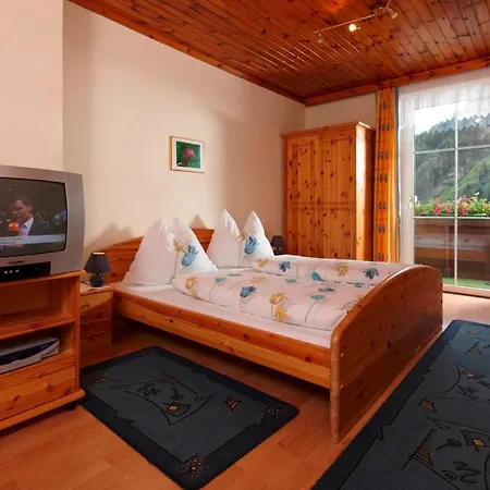 Waldhauser Guest house 3*